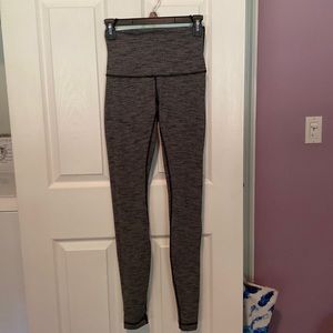 Lululemon legging size 4